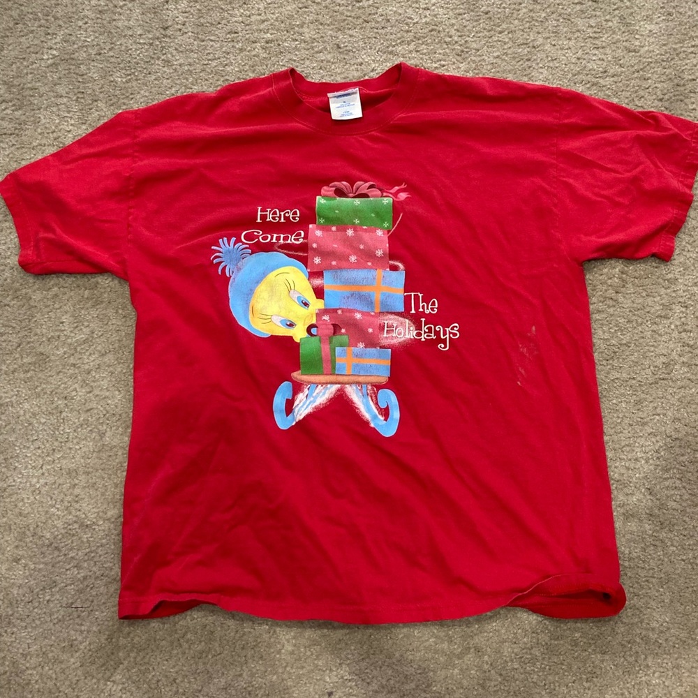 Vintage tweety bird Xmas “Here Comes The Holidays” tshirt